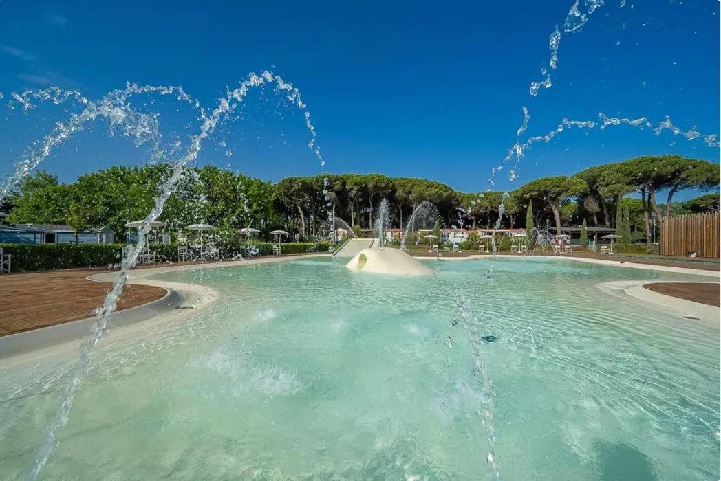 Vacanceselect Mobil Homes - Camping Pineta Sul Mare Camping Village Cesenatico Zewnętrze zdjęcie