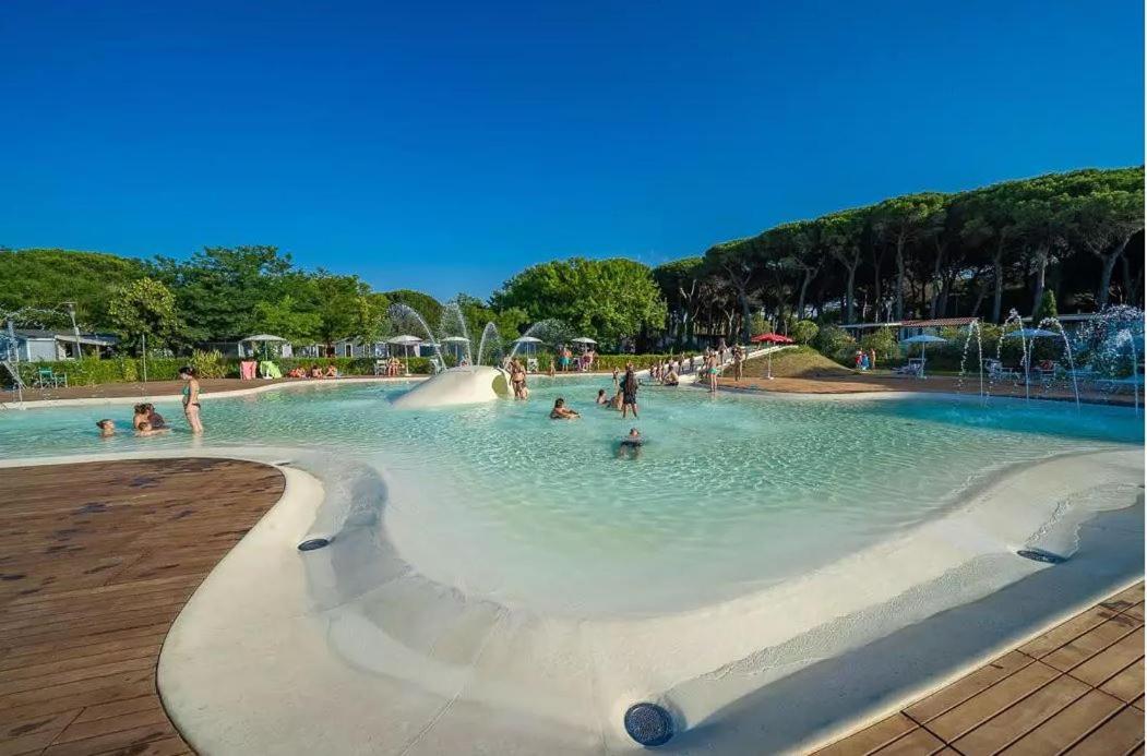 Vacanceselect Mobil Homes - Camping Pineta Sul Mare Camping Village Cesenatico Zewnętrze zdjęcie