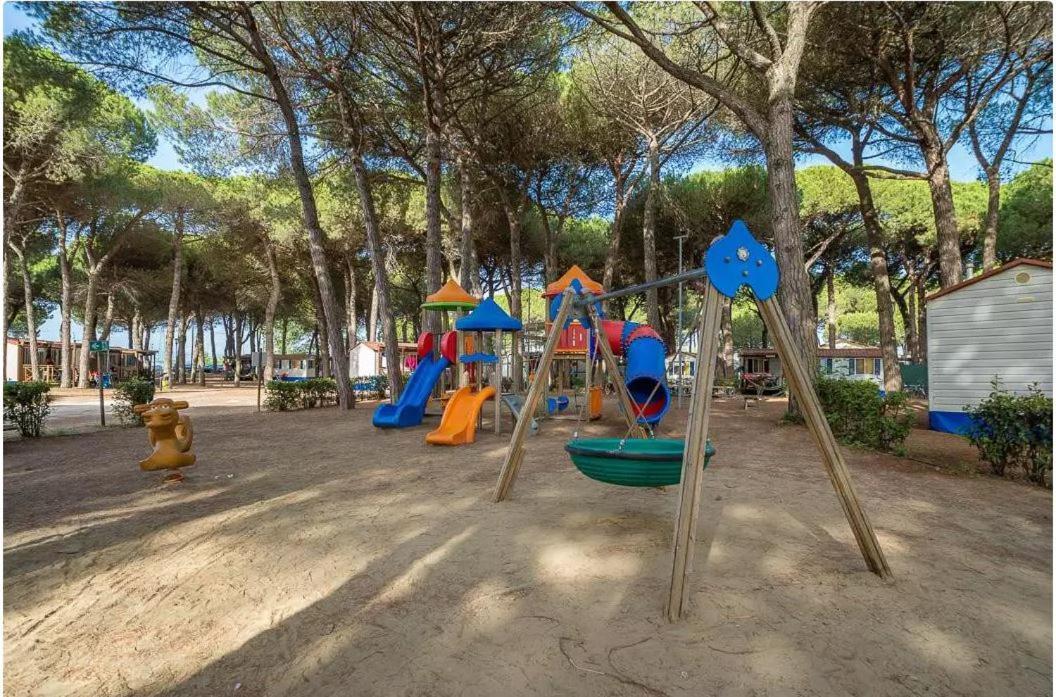 Vacanceselect Mobil Homes - Camping Pineta Sul Mare Camping Village Cesenatico Zewnętrze zdjęcie